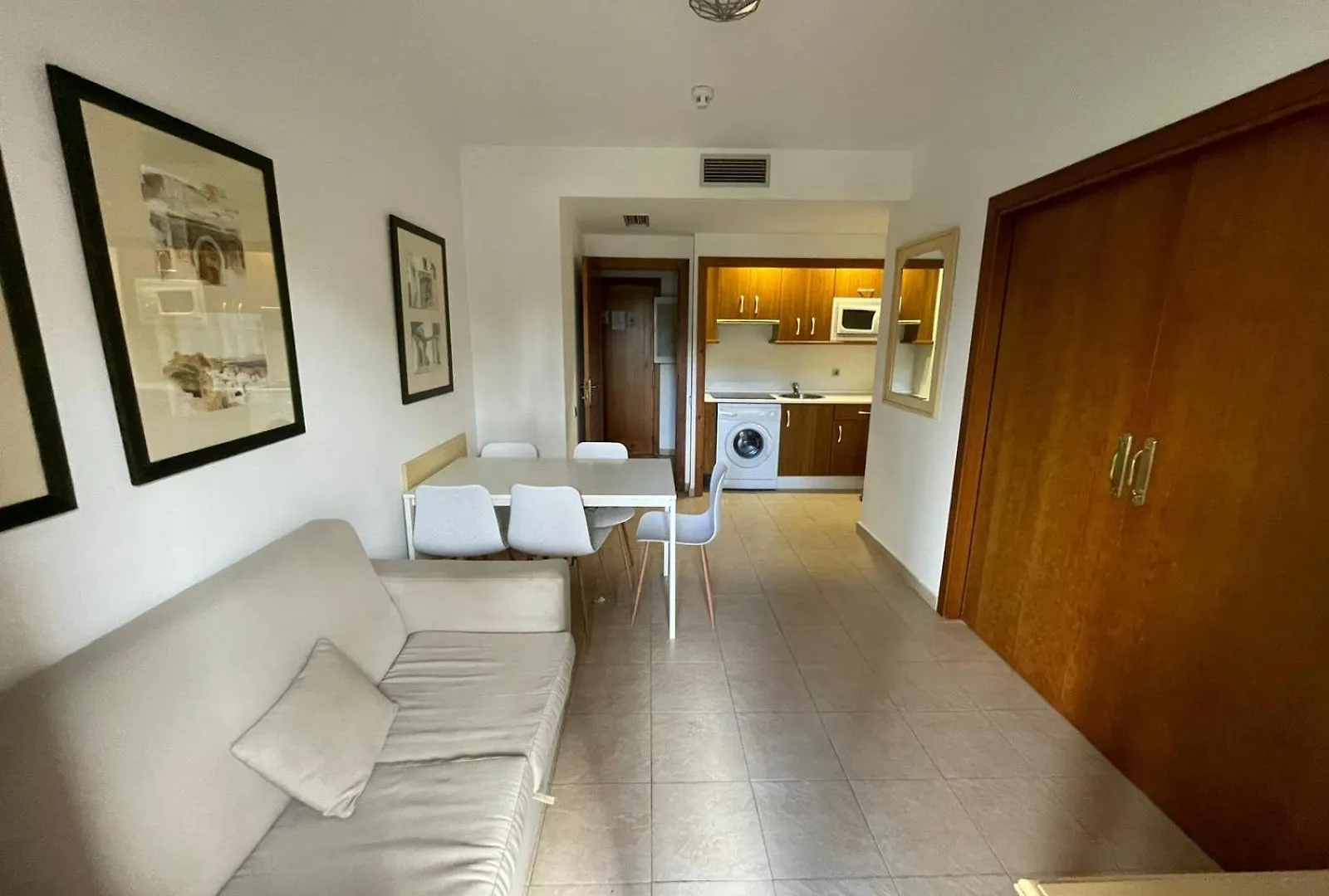 Planta Baja En Jardines De Isla Canela Apartment